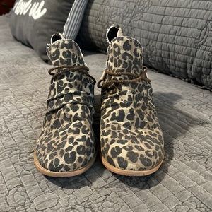 Leopard booties